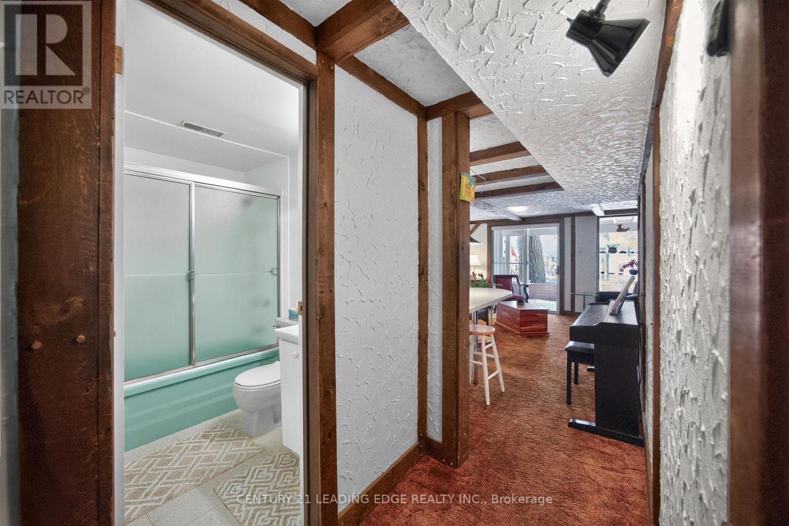 130 Silver Birch Avenue, Toronto, Ontario  M4E 3L4 - Photo 32 - E12989282