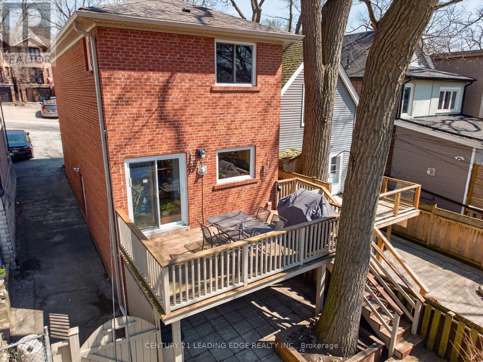 130 Silver Birch Avenue, Toronto, Ontario  M4E 3L4 - Photo 47 - E12989282