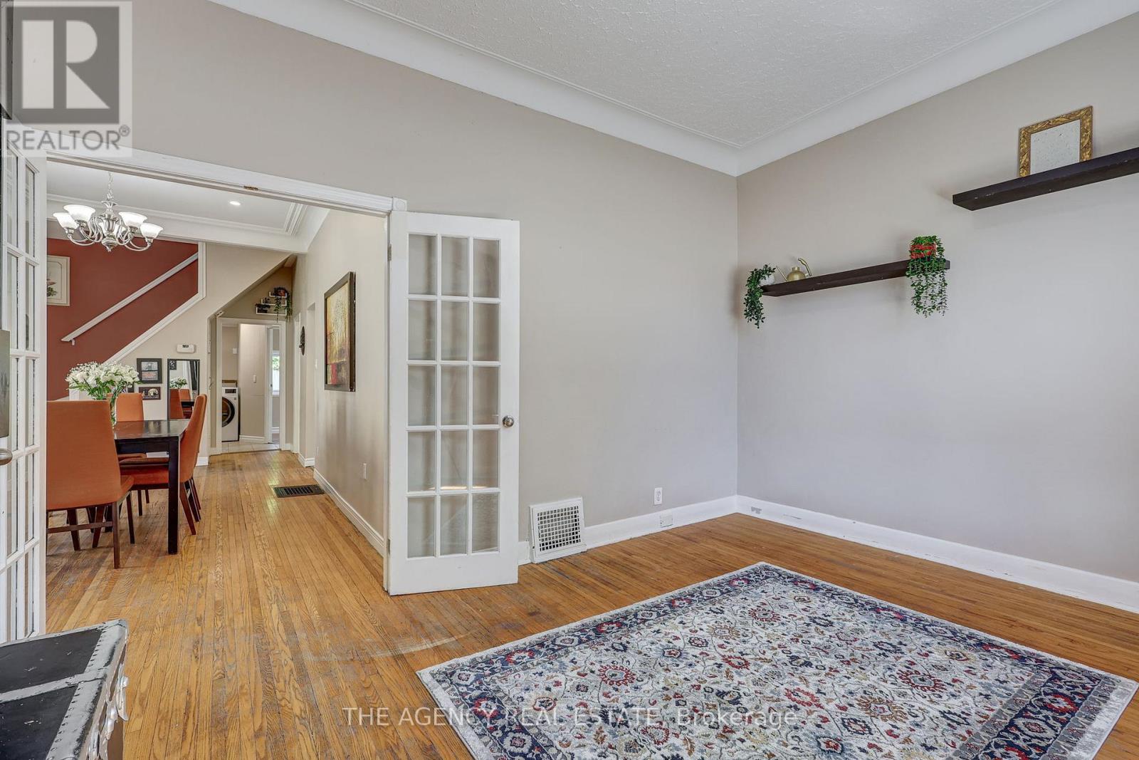 For Sale: 18 MAY STREET, London East (East L), ON | 4 Bed, 3 Bath House for $295,000. See 26 photos!