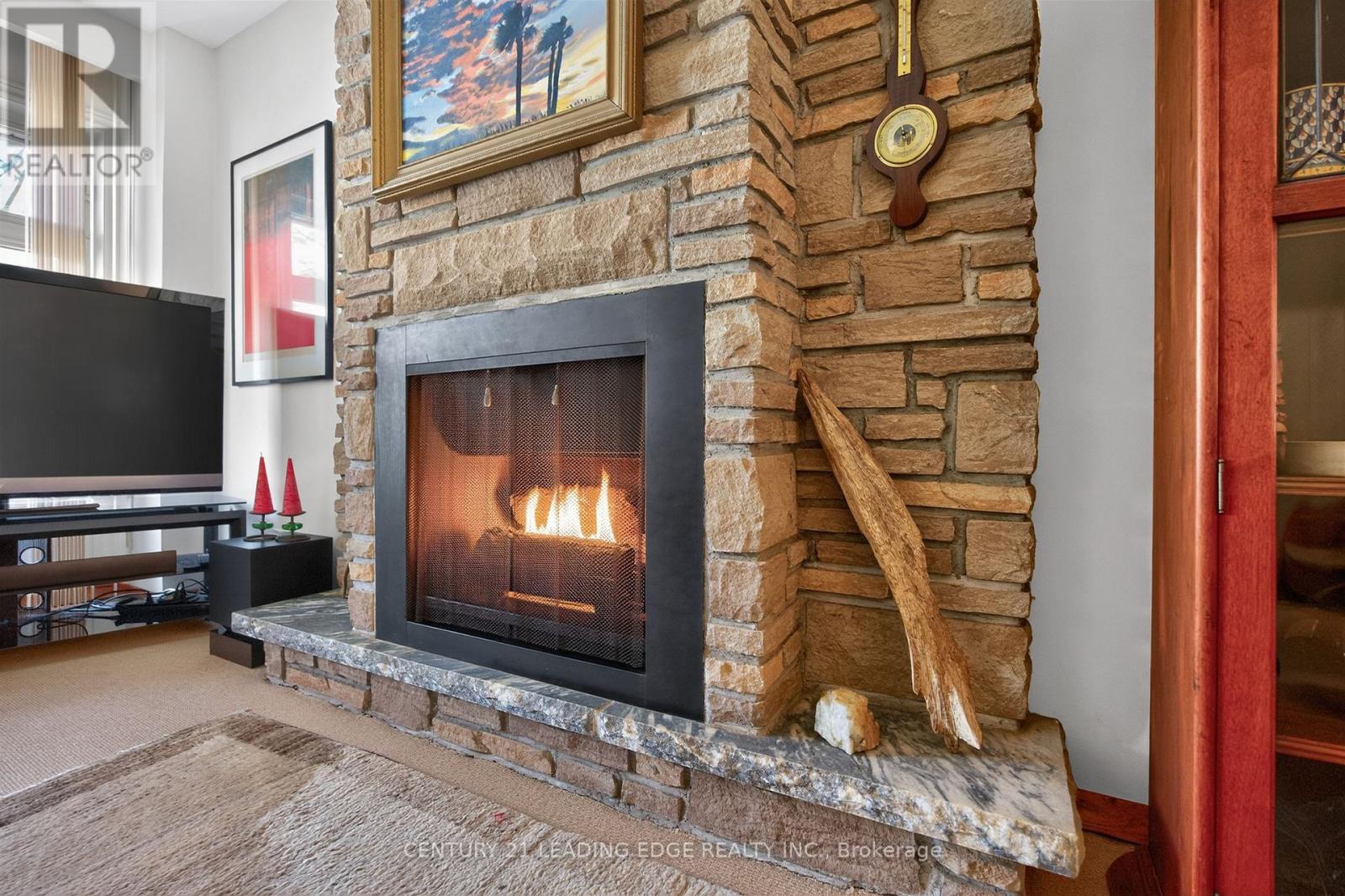 130 Silver Birch Avenue, Toronto, Ontario  M4E 3L4 - Photo 11 - E12989282