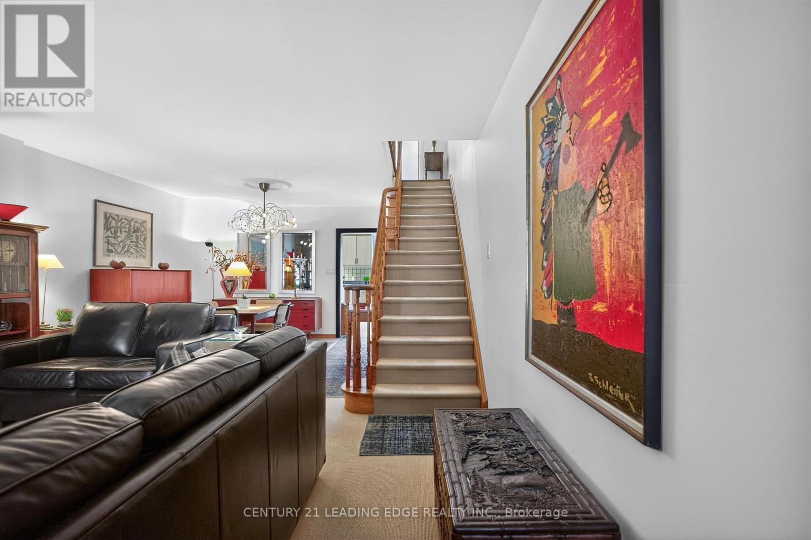 130 Silver Birch Avenue, Toronto, Ontario  M4E 3L4 - Photo 5 - E12989282