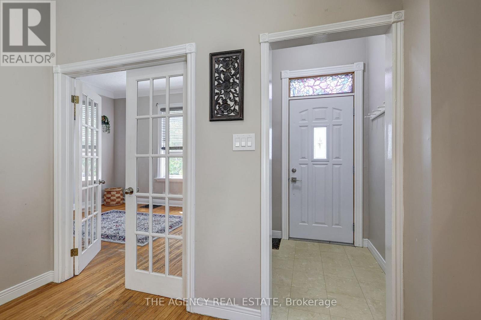 For Sale: 18 MAY STREET, London East (East L), ON | 4 Bed, 3 Bath House for $295,000. See 26 photos!