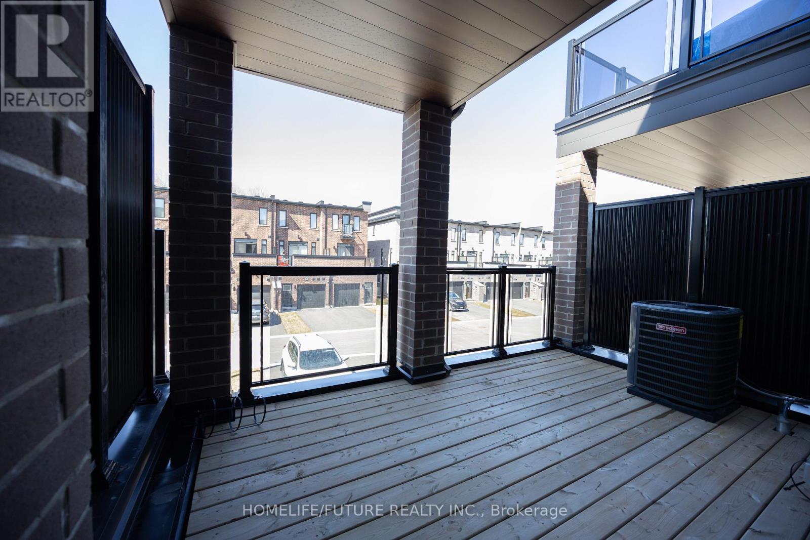 86 Stauffer Crescent, Markham, Ontario  L6B 1R1 - Photo 9 - N12968340