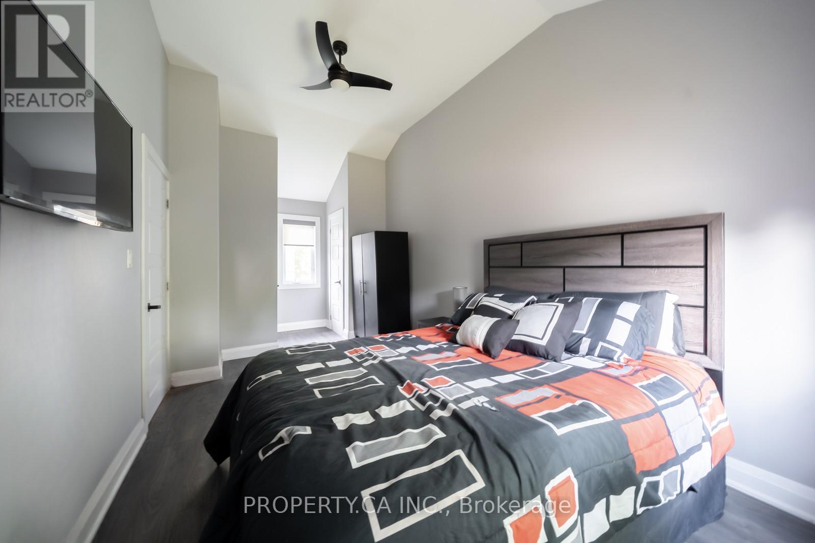 176 Pleasant Boulevard, Georgina, Ontario  L4P 2S4 - Photo 45 - N12989588