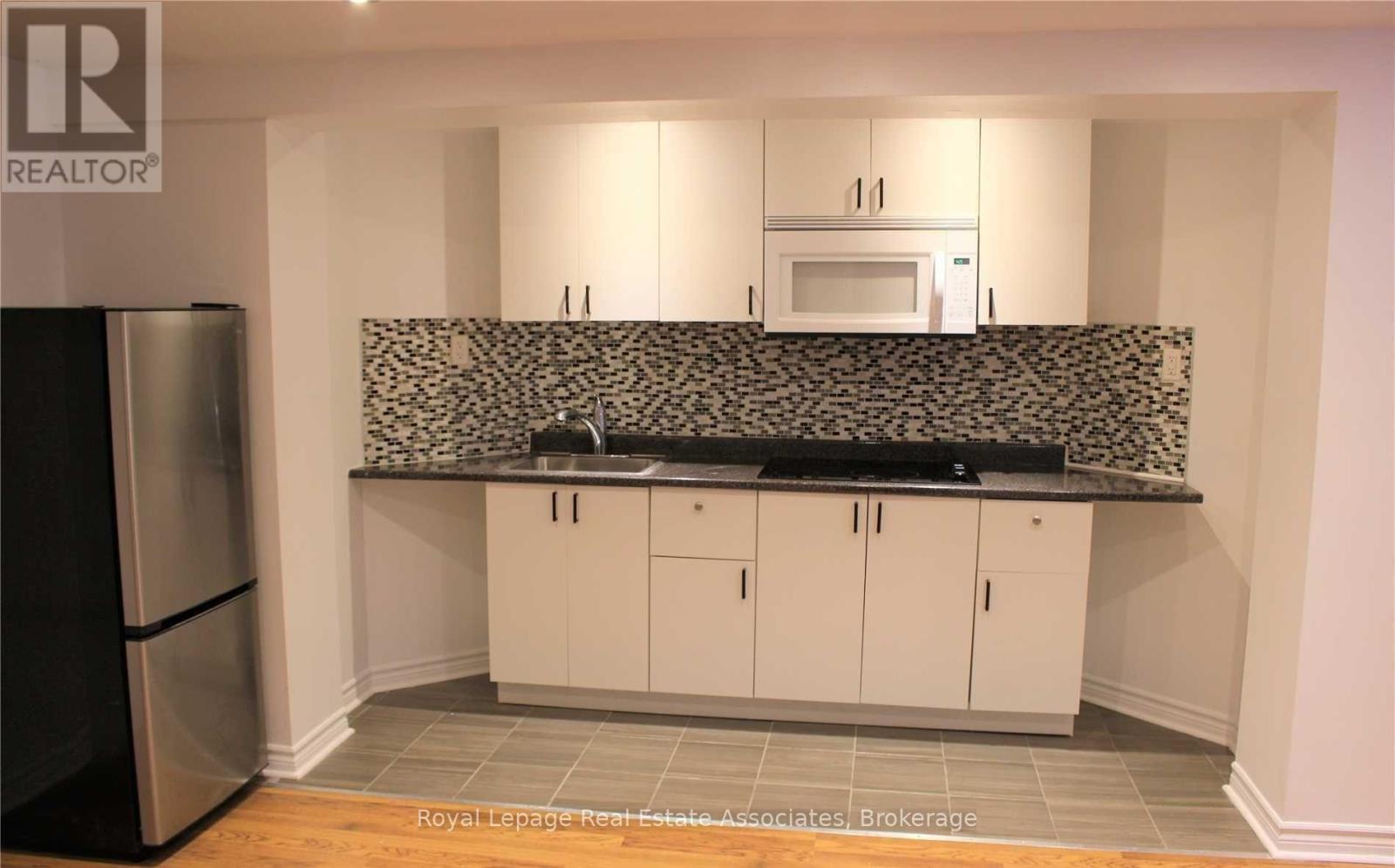 Bsmt - 155 Johnswood Crescent, Vaughan, Ontario  L4H 2L1 - Photo 2 - N12989612