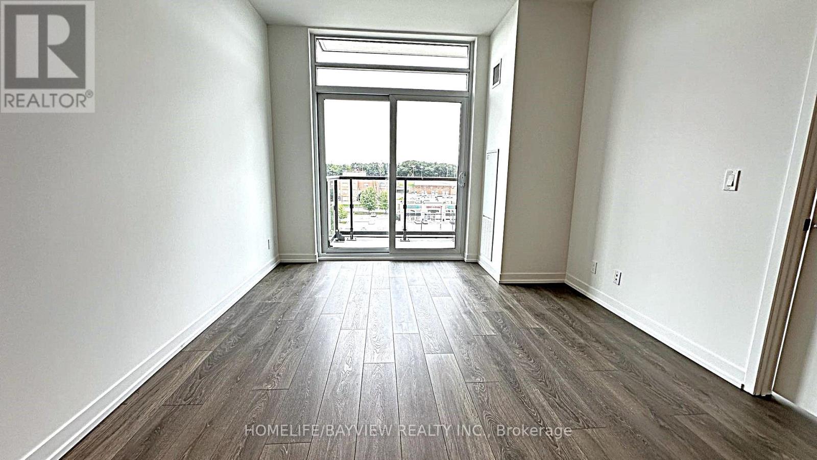 603 - 8 Beverley Glen Boulevard, Vaughan, Ontario  L4K 0L5 - Photo 5 - N12989690