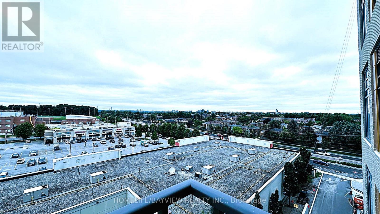 603 - 8 Beverley Glen Boulevard, Vaughan, Ontario  L4K 0L5 - Photo 8 - N12989690