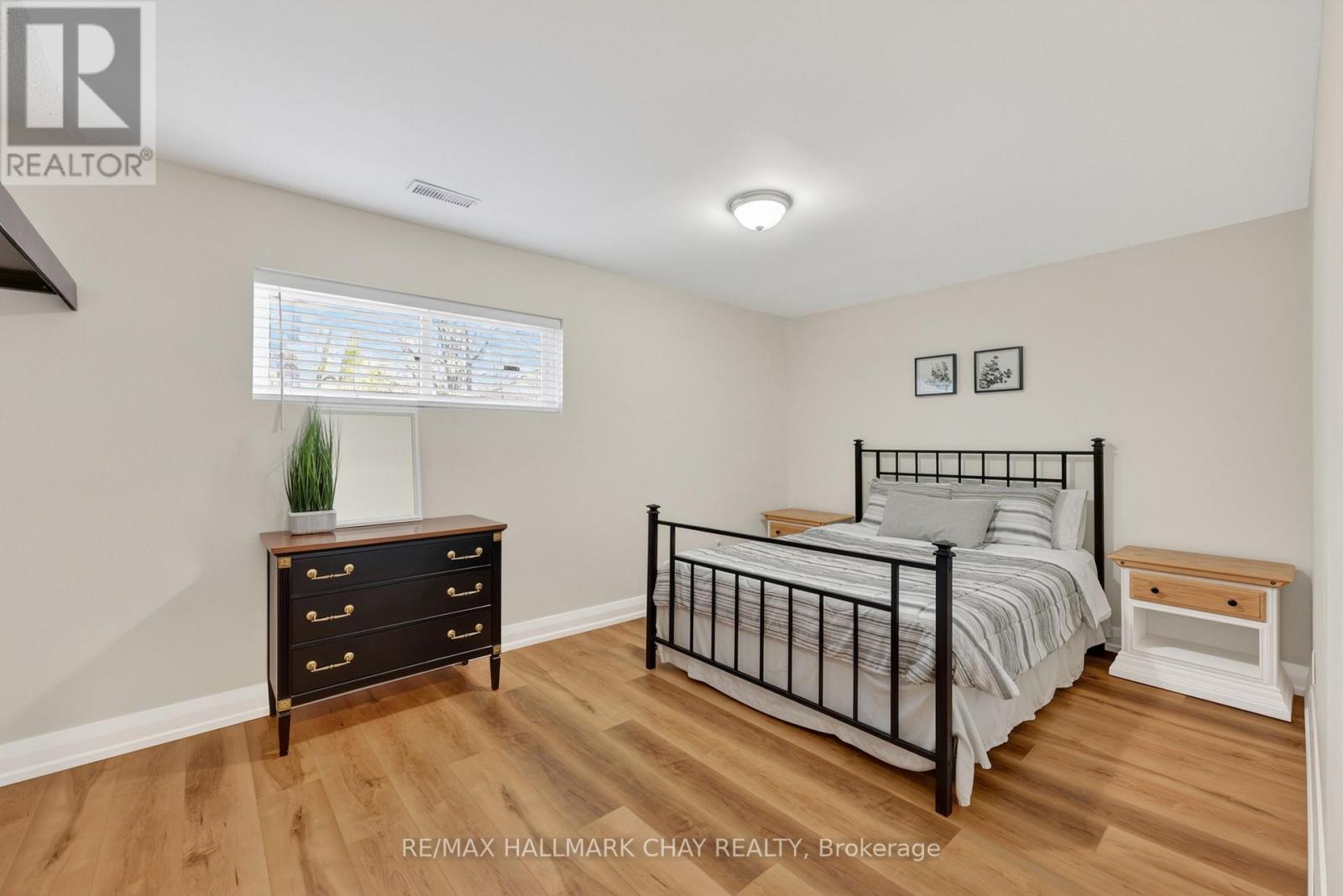 58 Biscayne Boulevard, Georgina, Ontario  L4P 3M8 - Photo 22 - N12989738