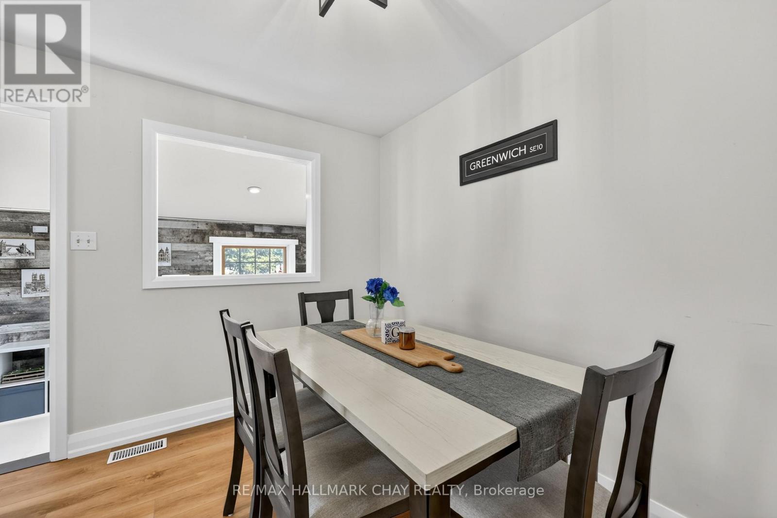 58 Biscayne Boulevard, Georgina, Ontario  L4P 3M8 - Photo 9 - N12989738