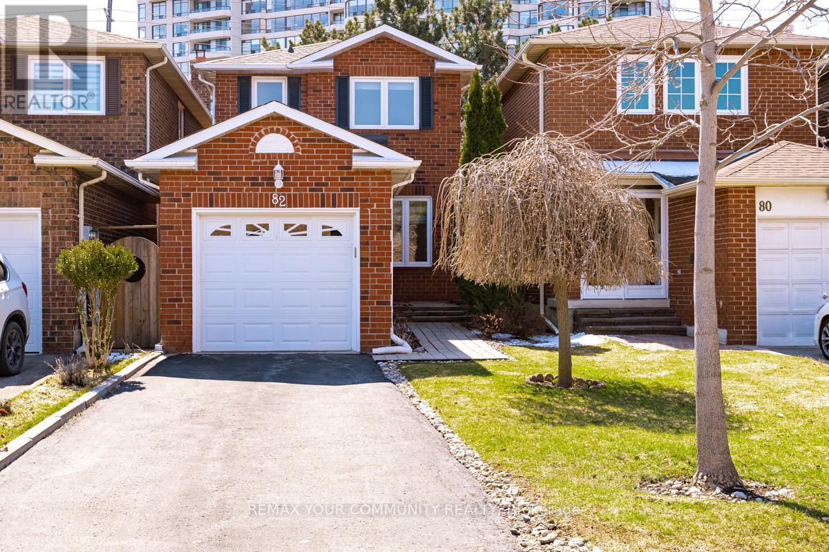 82 Whitney Place, Vaughan, Ontario  L4J 6V5 - Photo 2 - N12989750