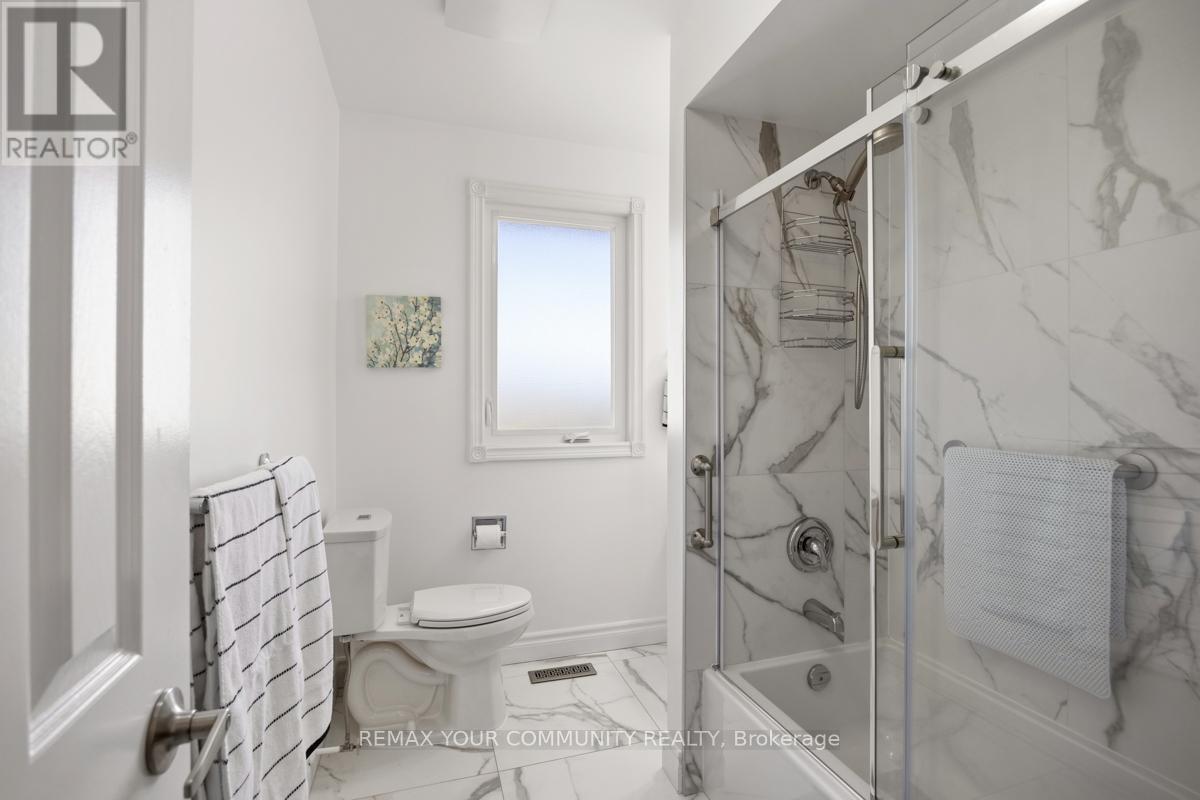 82 Whitney Place, Vaughan, Ontario  L4J 6V5 - Photo 23 - N12989750