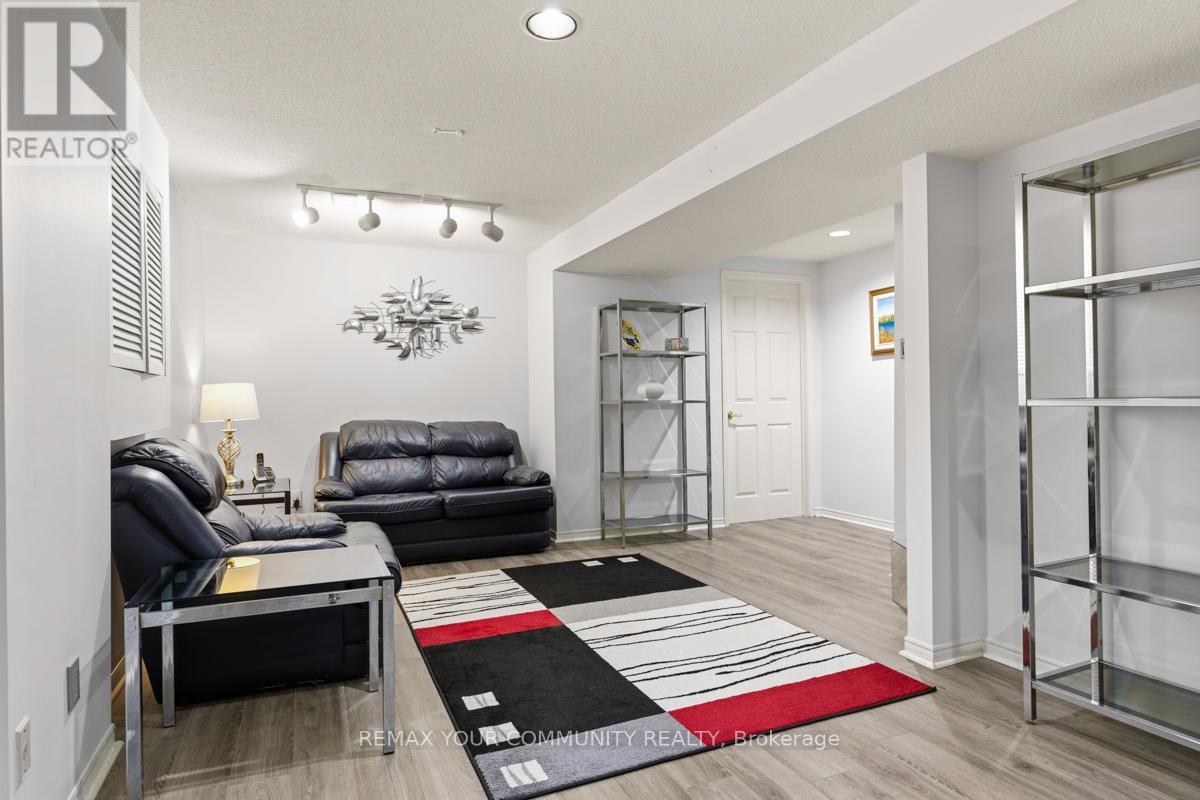 82 Whitney Place, Vaughan, Ontario  L4J 6V5 - Photo 27 - N12989750