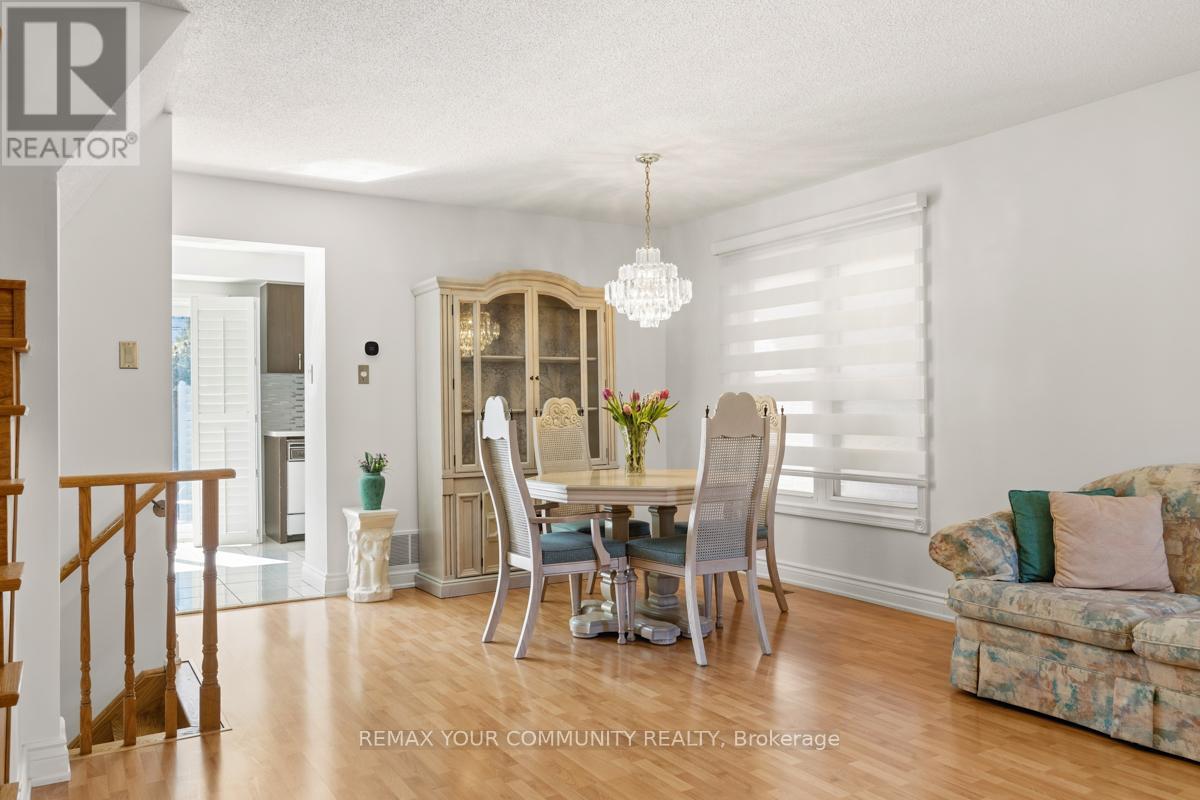 82 Whitney Place, Vaughan, Ontario  L4J 6V5 - Photo 8 - N12989750