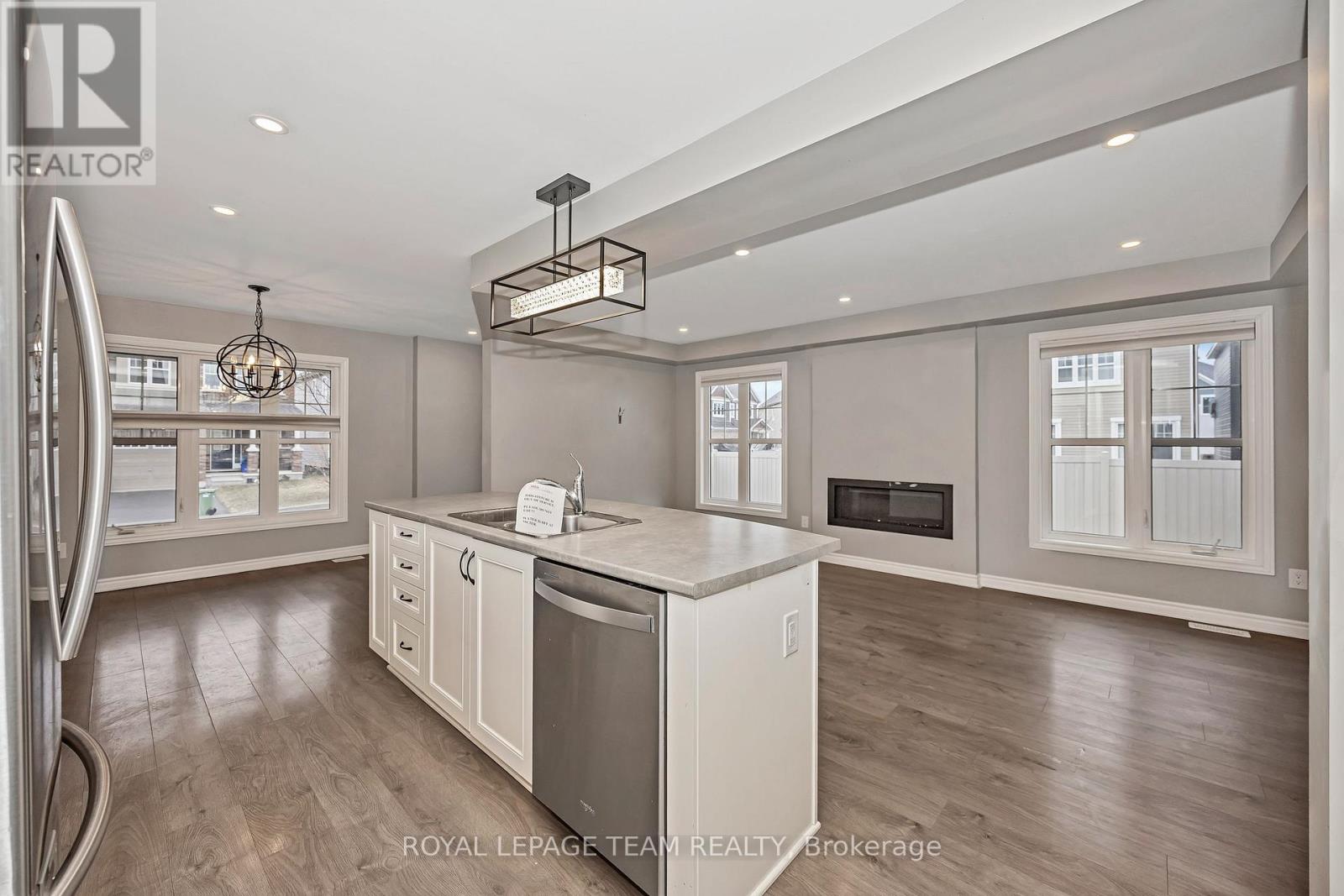 659 Pearl Dace Crescent, Ottawa, Ontario  K2J 6K4 - Photo 12 - X12960544