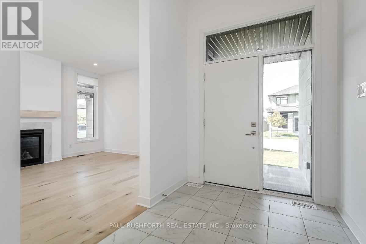 525 Supernova Street, Ottawa, Ontario  K4M 0C8 - Photo 2 - X12844402