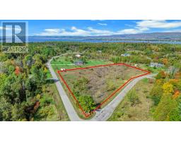 42 WAGON DRIVE, Ottawa, Ontario