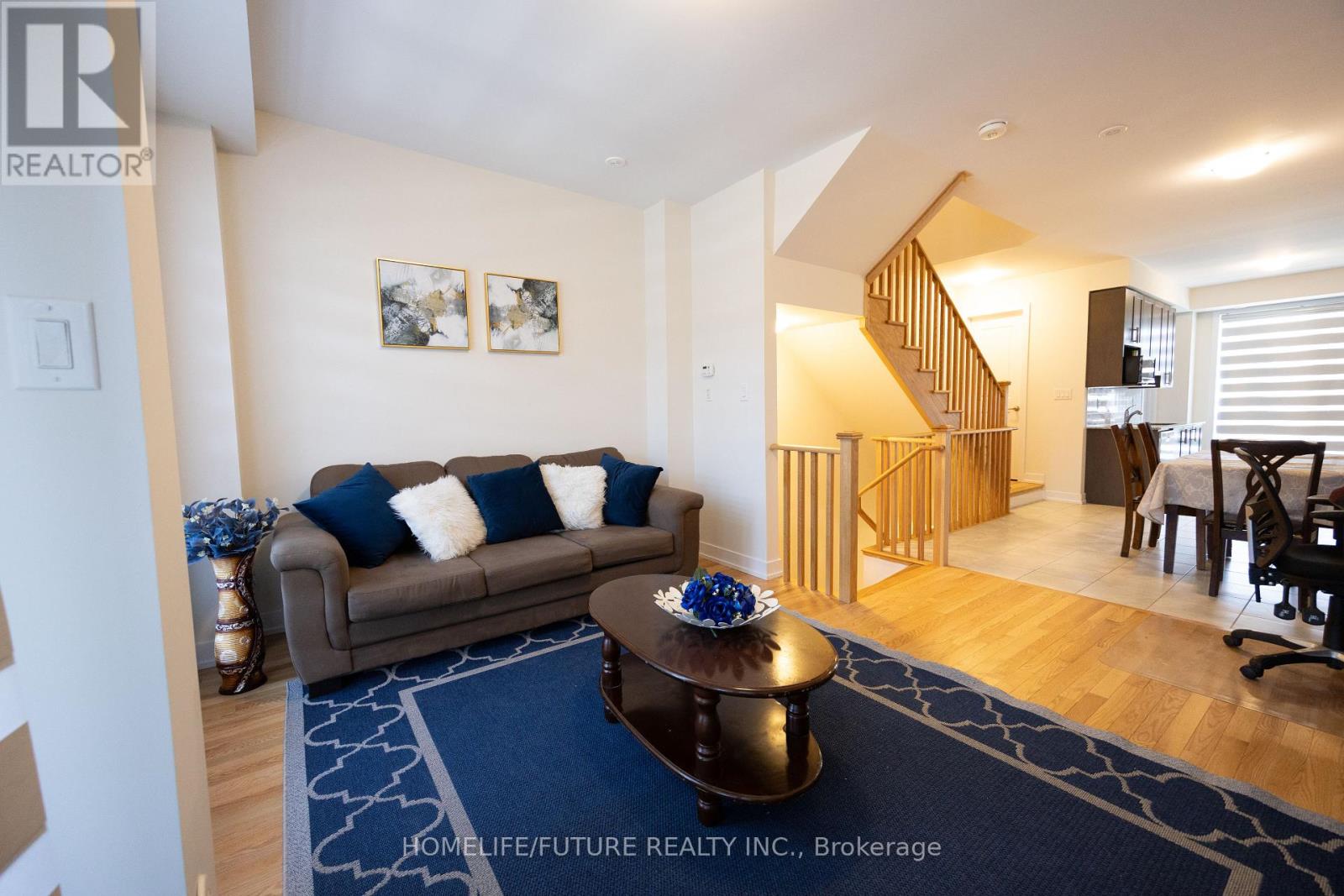 86 Stauffer Crescent, Markham, Ontario  L6B 1R1 - Photo 10 - N12968340