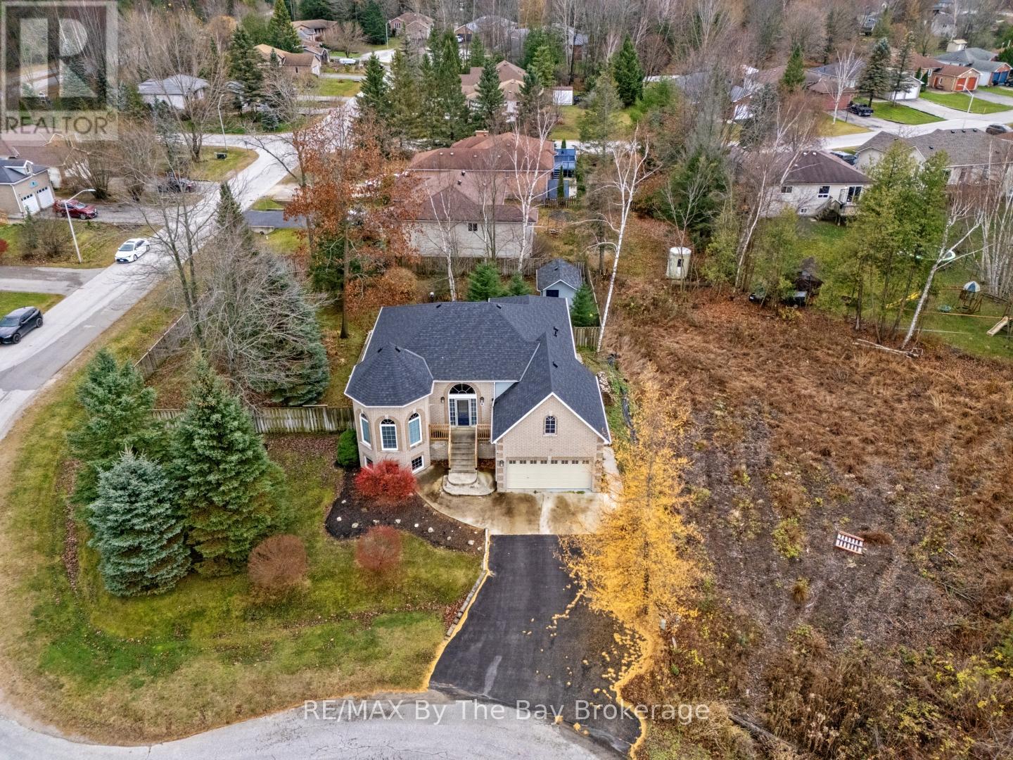 6 Deerrun Place, Wasaga Beach, Ontario  L9Z 1H8 - Photo 37 - S12989616