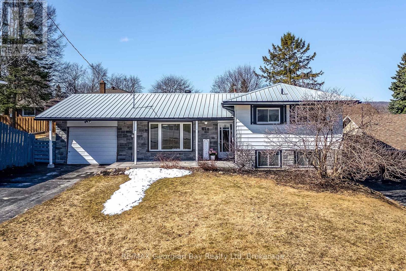 648 MANLY STREET, Midland, Ontario