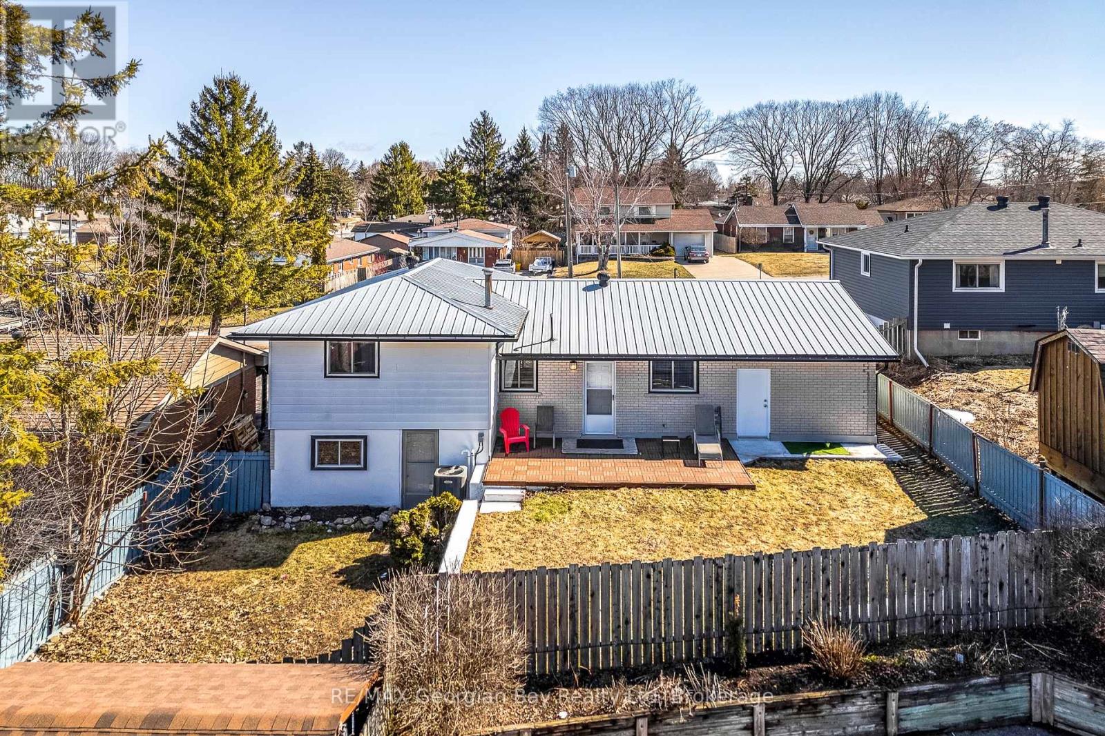 648 Manly Street, Midland, Ontario  L4R 3G5 - Photo 3 - S12989652