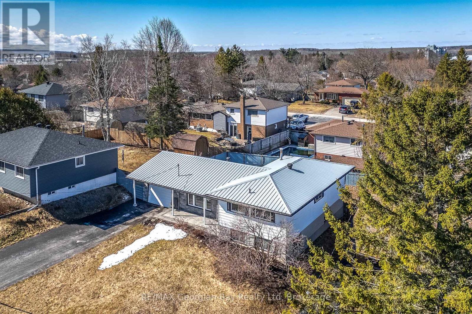 648 Manly Street, Midland, Ontario  L4R 3G5 - Photo 4 - S12989652