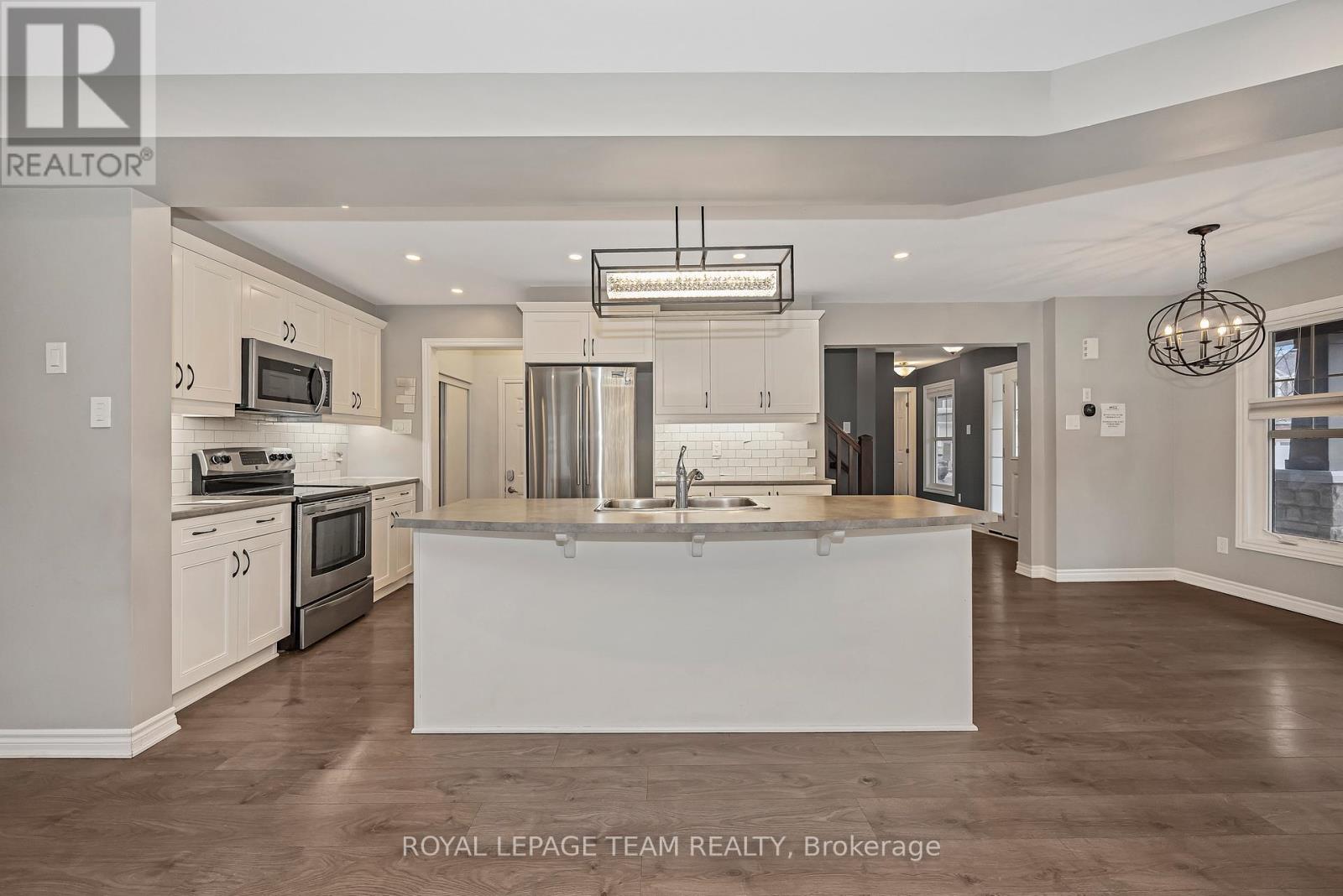 659 Pearl Dace Crescent, Ottawa, Ontario  K2J 6K4 - Photo 9 - X12960544