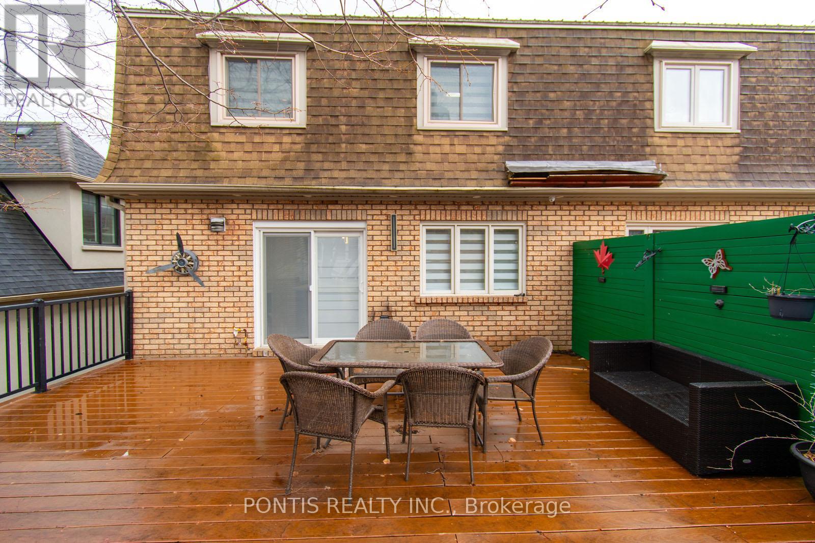 38 Kempenfelt Drive, Barrie (City Centre), Ontario  L4M 1B9 - Photo 38 - S12989698