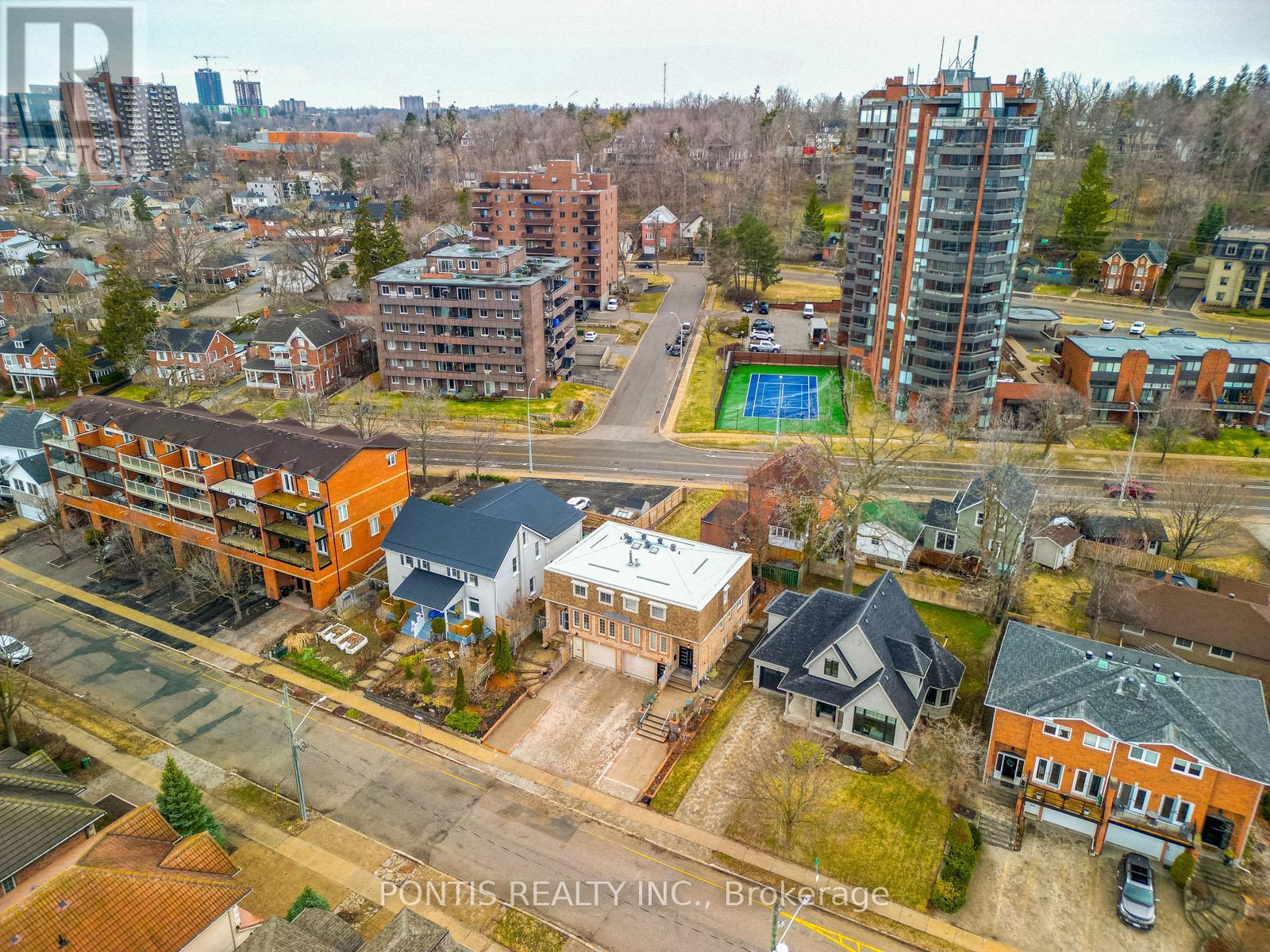 38 Kempenfelt Drive, Barrie (City Centre), Ontario  L4M 1B9 - Photo 43 - S12989698