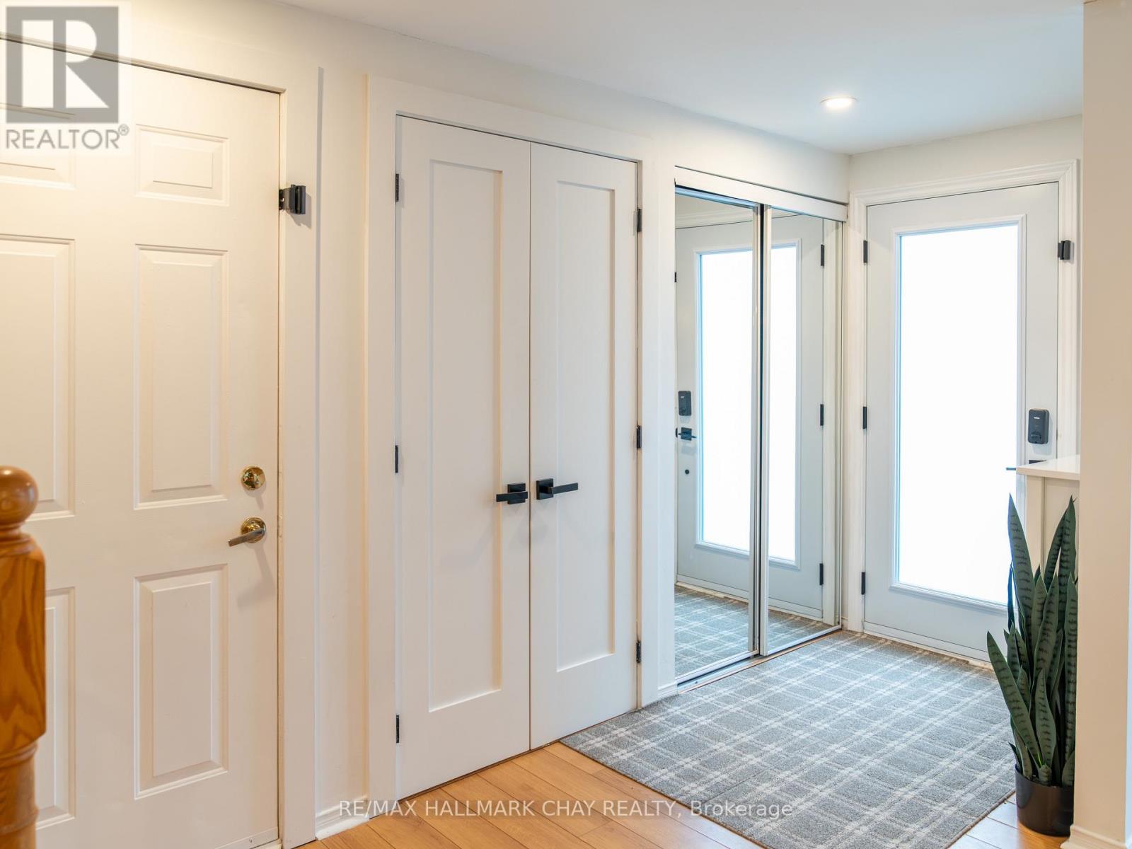 163 Columbia Road, Barrie (Holly), Ontario  L4N 8E3 - Photo 6 - S12989794