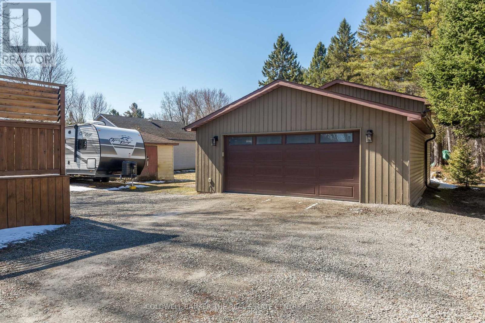 88 Maskinonge Road, Tay, Ontario  L0K 2A0 - Photo 2 - S12989890