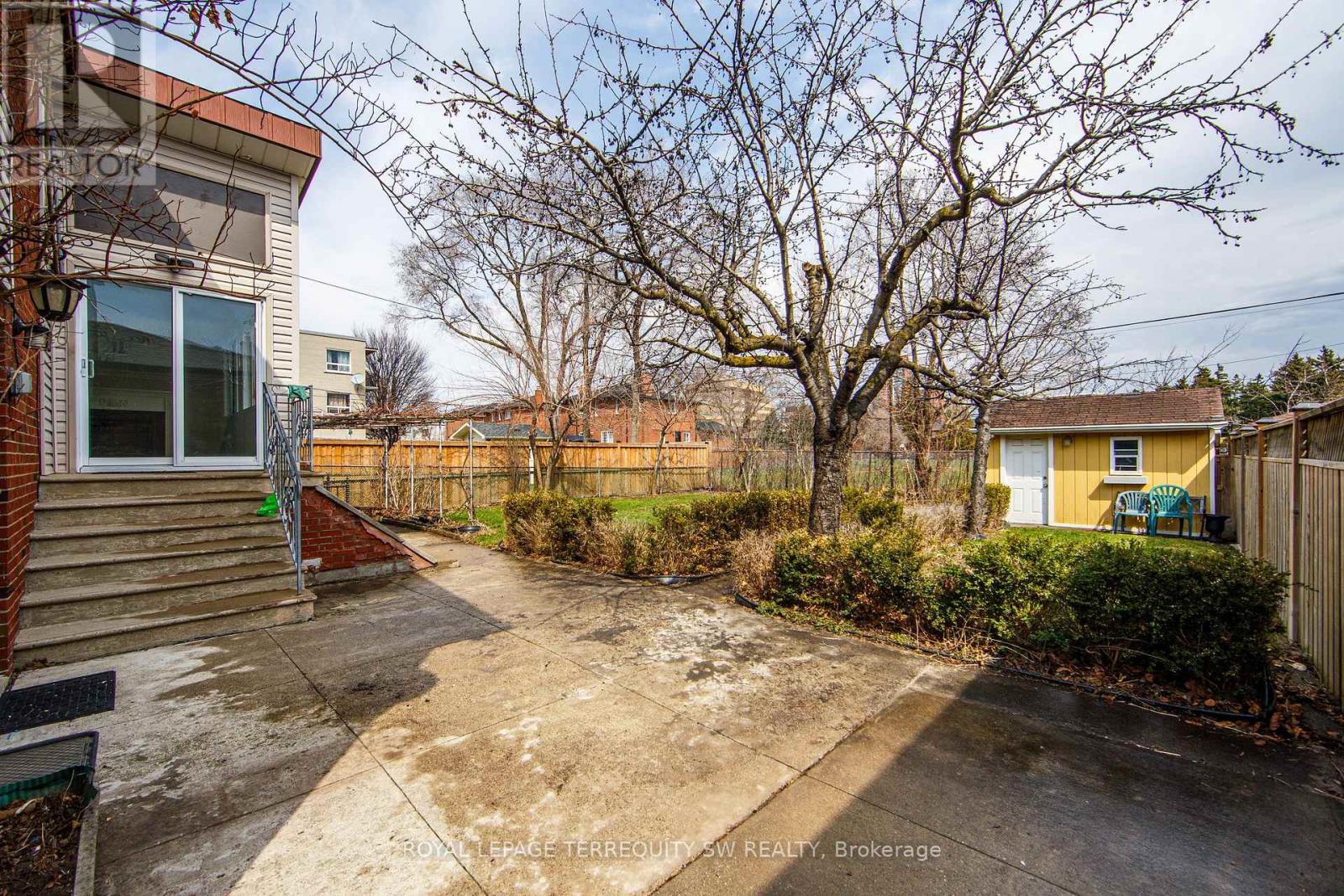 35 Euphrasia Drive, Toronto, Ontario  M6B 3V8 - Photo 40 - W12986952