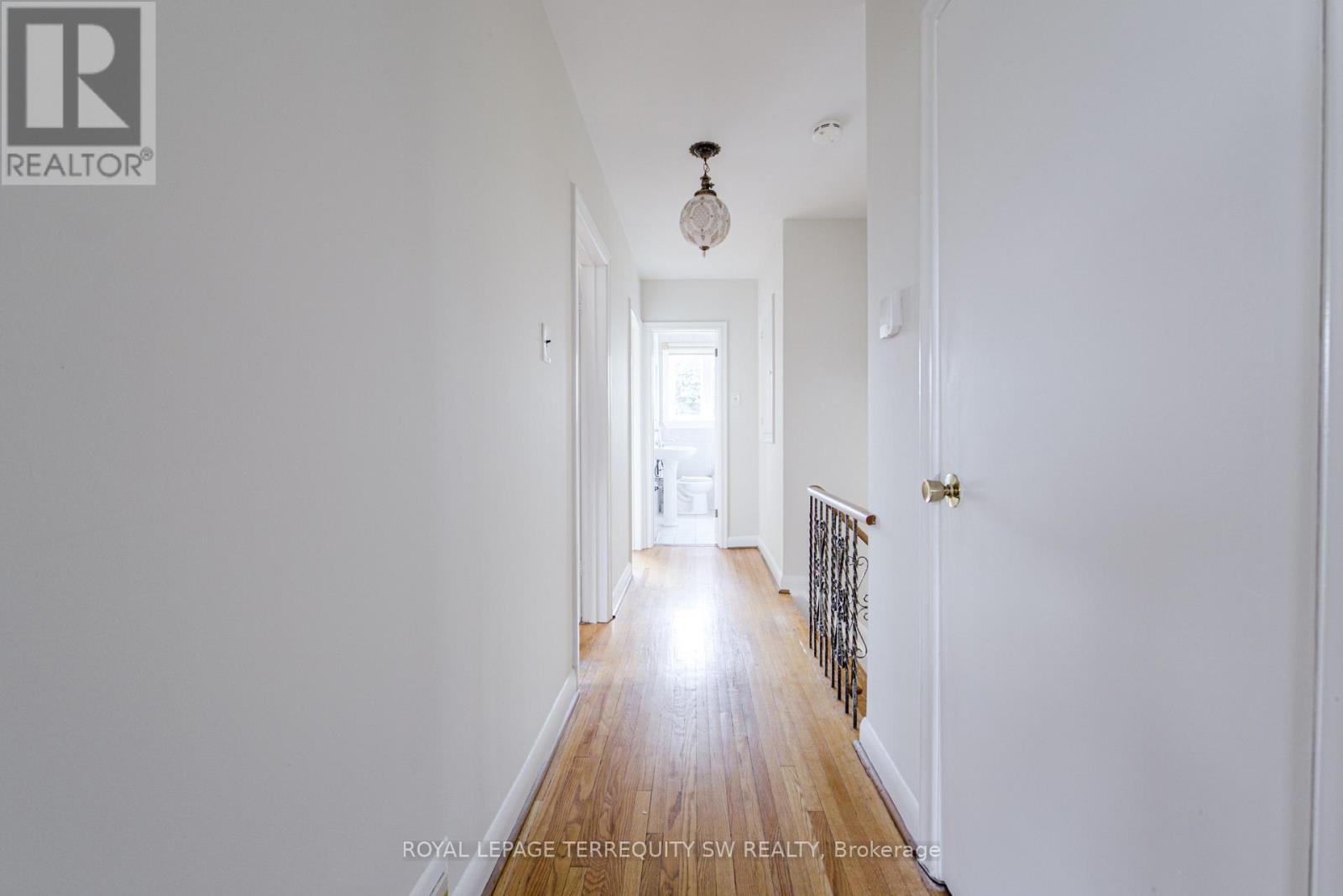 35 Euphrasia Drive, Toronto, Ontario  M6B 3V8 - Photo 28 - W12986952