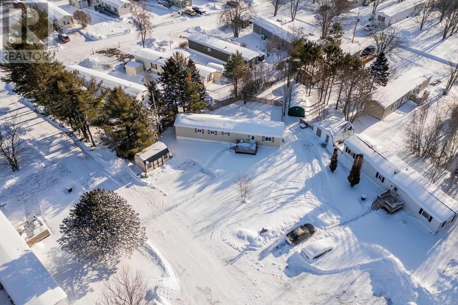 4 Bayview Crescent, Amherst, Nova Scotia  B4H 4E5 - Photo 3 - 202601795