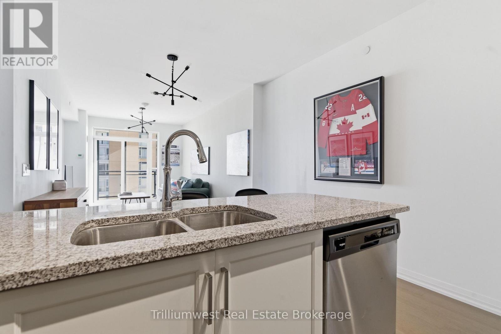 702 - 155 Caroline Street S, Waterloo, Ontario  N2L 0J8 - Photo 9 - X12989526