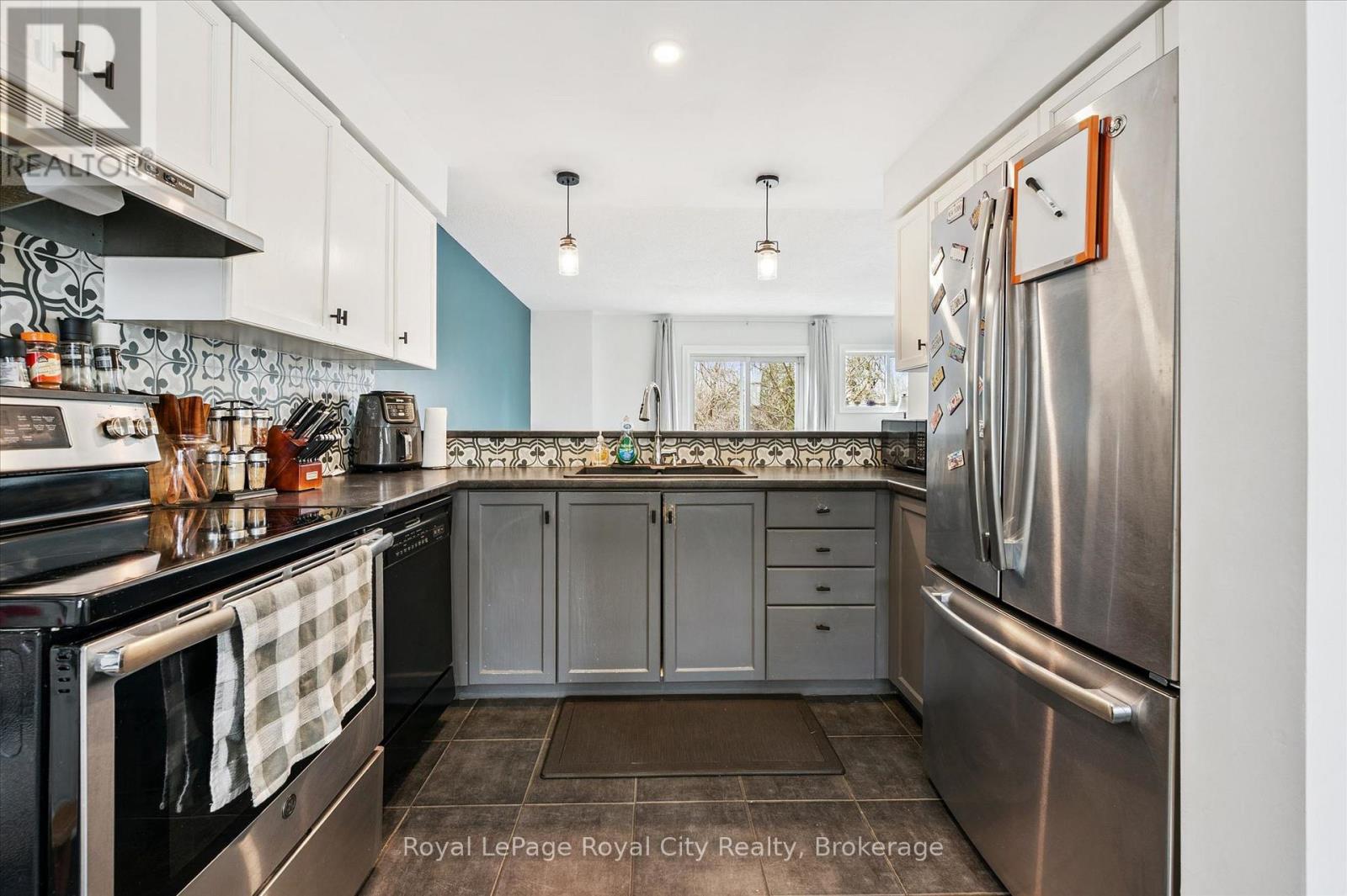 26 - 426 Grange Road, Guelph, Ontario  N1E 7E4 - Photo 10 - X12989580