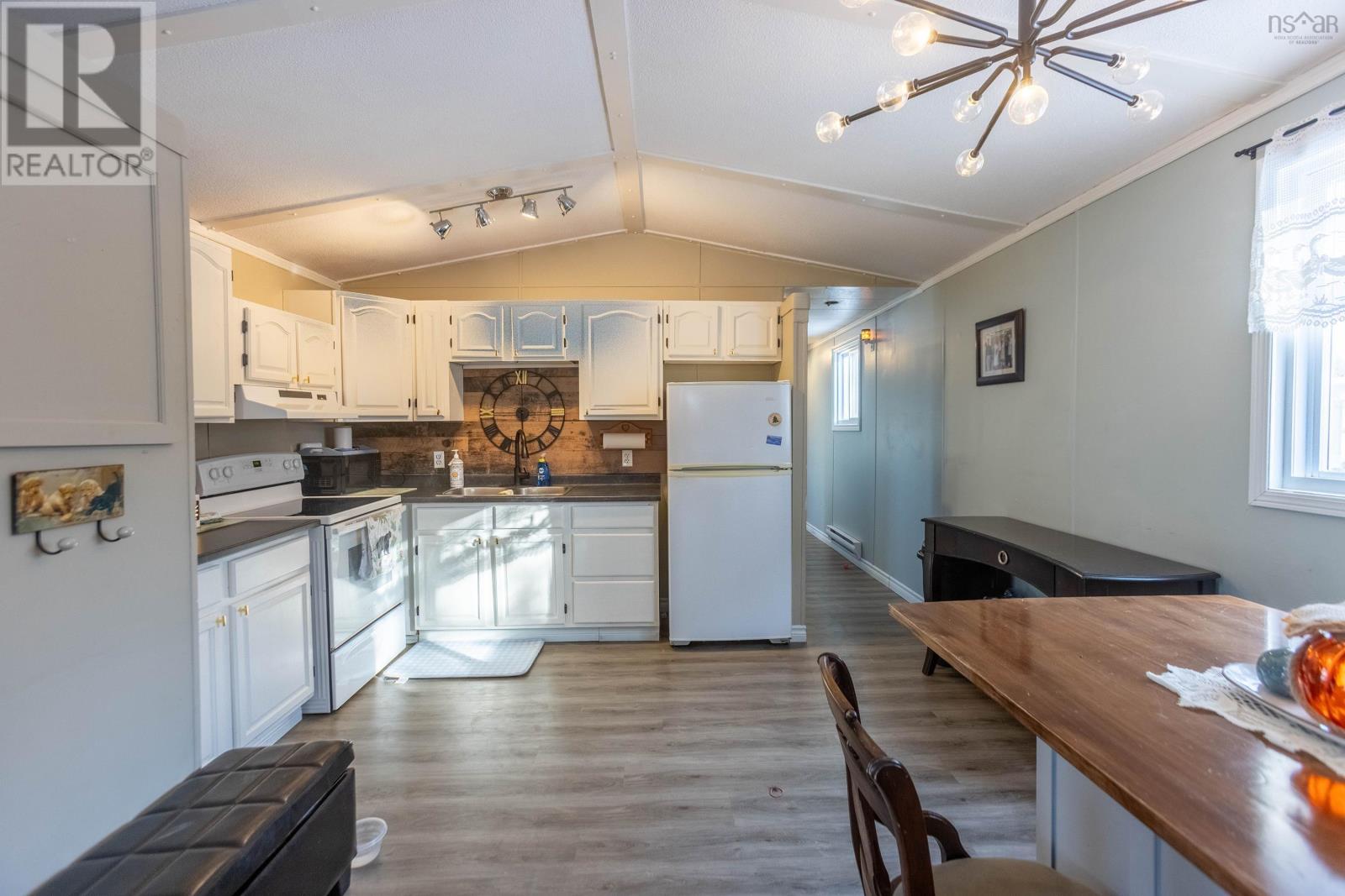 4 Bayview Crescent, Amherst, Nova Scotia  B4H 4E5 - Photo 11 - 202601795