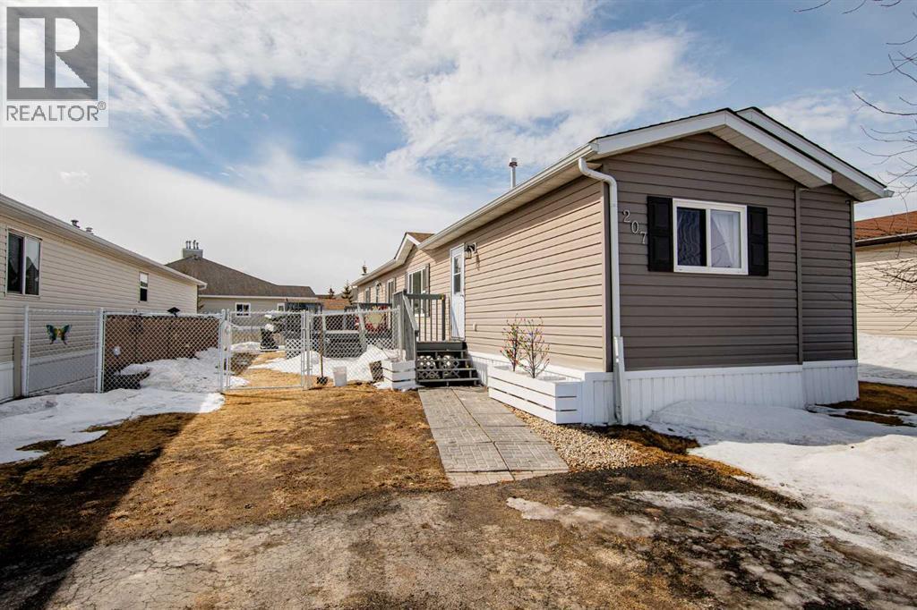 207, 10615 88 Street, Grande Prairie, Alberta  T8X 1P5 - Photo 22 - A2300042