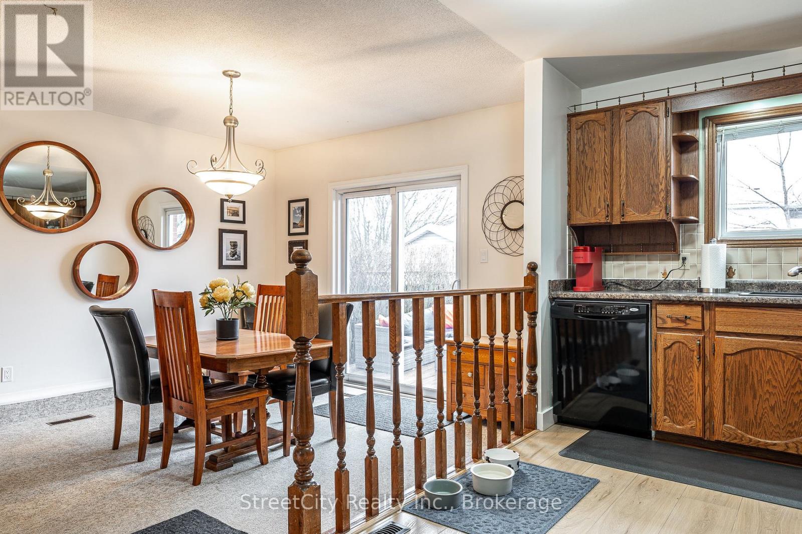 34 White Street, Stratford, Ontario  N5A 7M5 - Photo 10 - X12989718