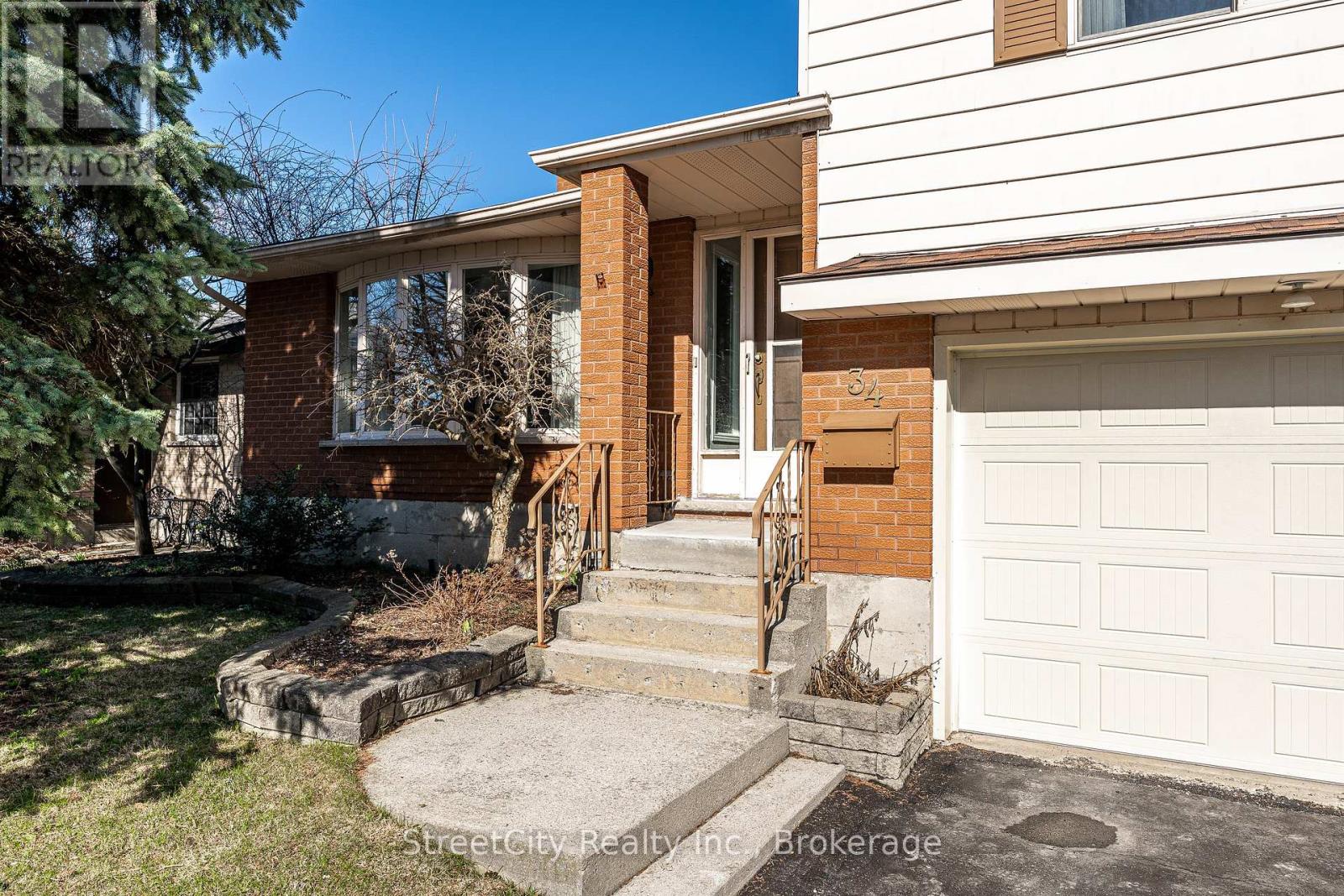 34 White Street, Stratford, Ontario  N5A 7M5 - Photo 2 - X12989718