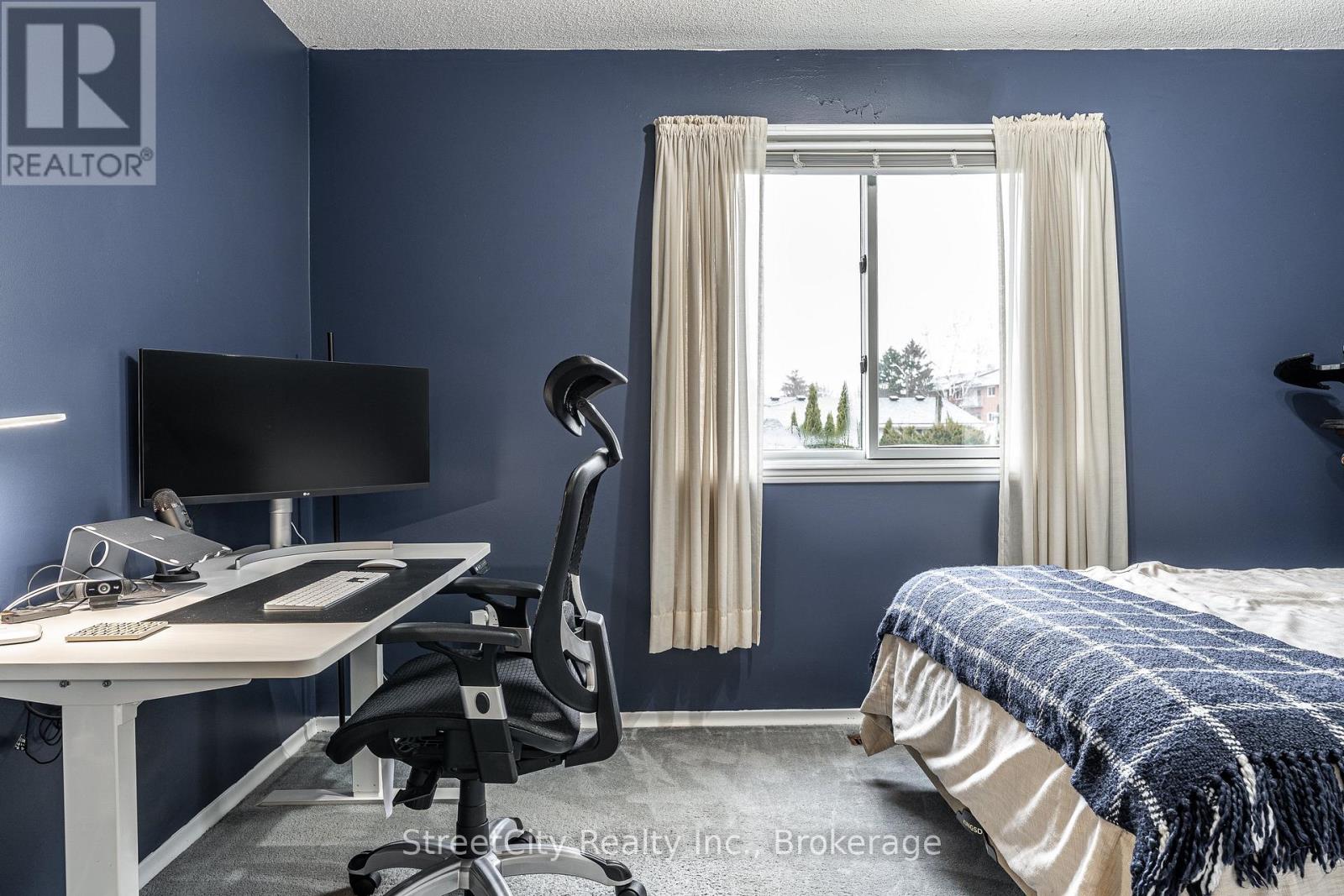 34 White Street, Stratford, Ontario  N5A 7M5 - Photo 22 - X12989718