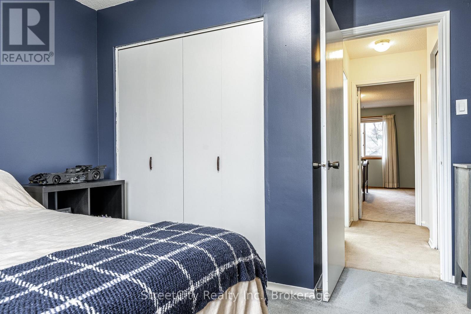 34 White Street, Stratford, Ontario  N5A 7M5 - Photo 24 - X12989718