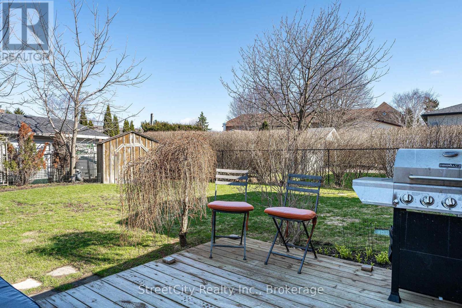 34 White Street, Stratford, Ontario  N5A 7M5 - Photo 32 - X12989718