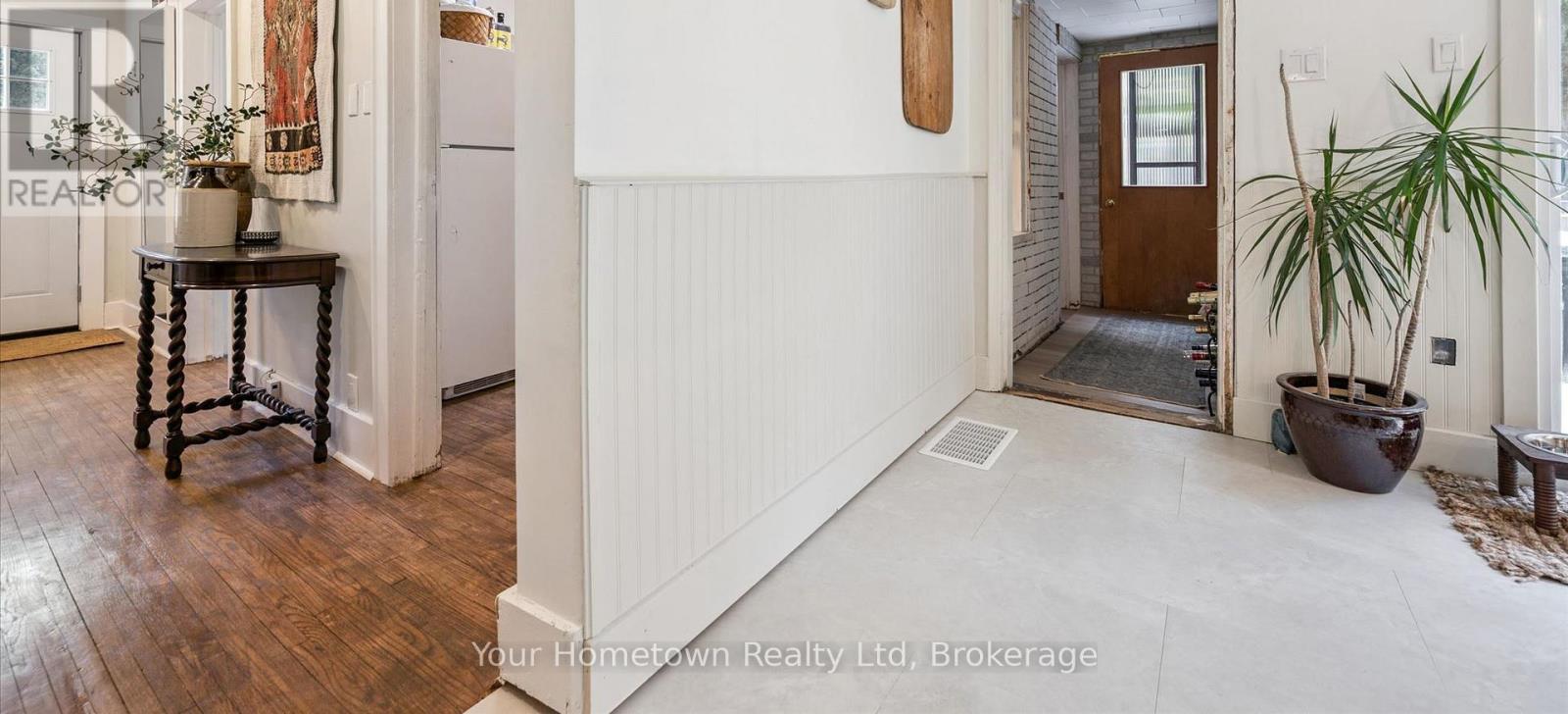 565 Old Orangeville Road, Centre Wellington, Ontario  N1M 1T9 - Photo 21 - X12989828