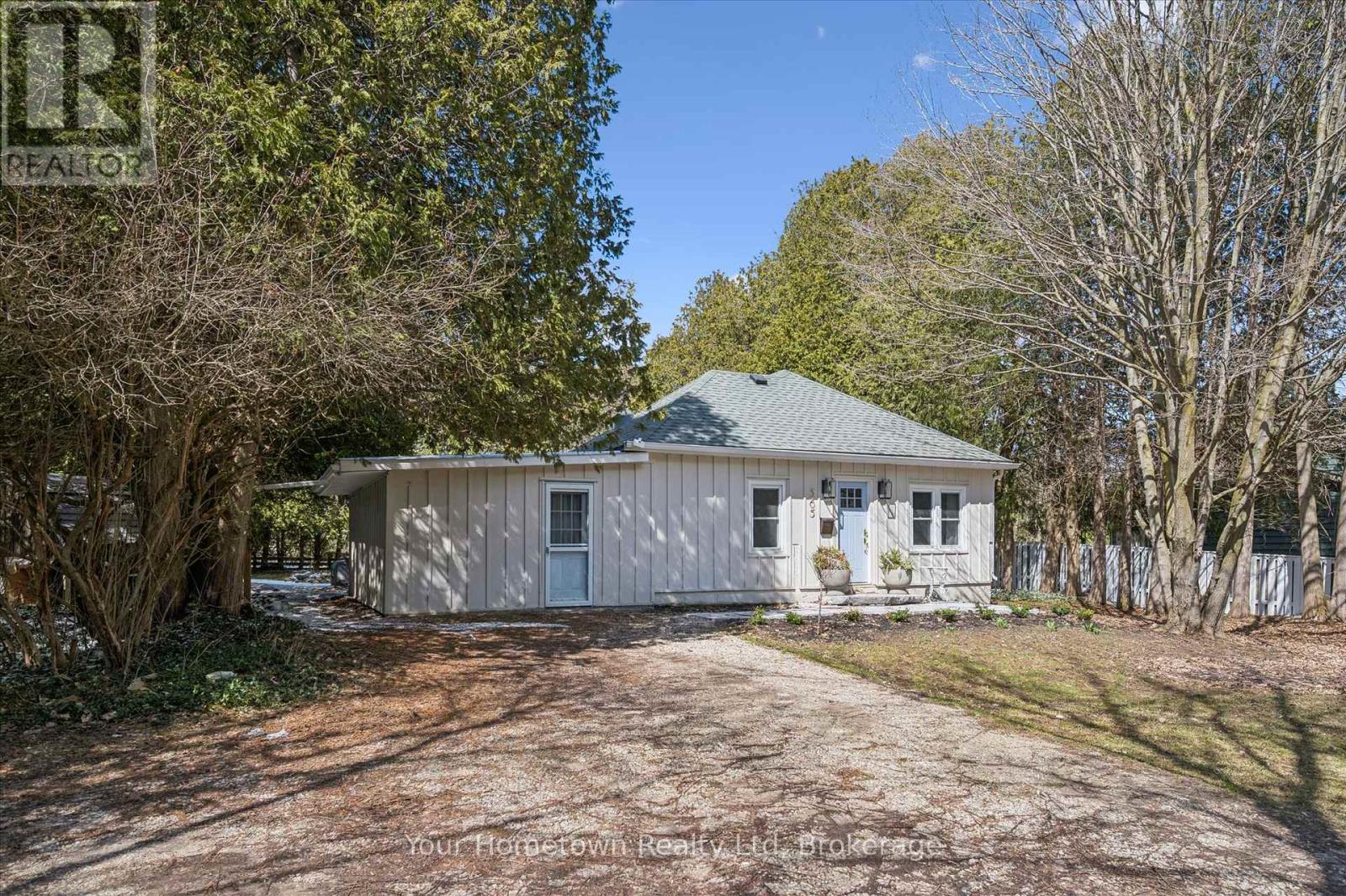 565 Old Orangeville Road, Centre Wellington, Ontario  N1M 1T9 - Photo 47 - X12989828