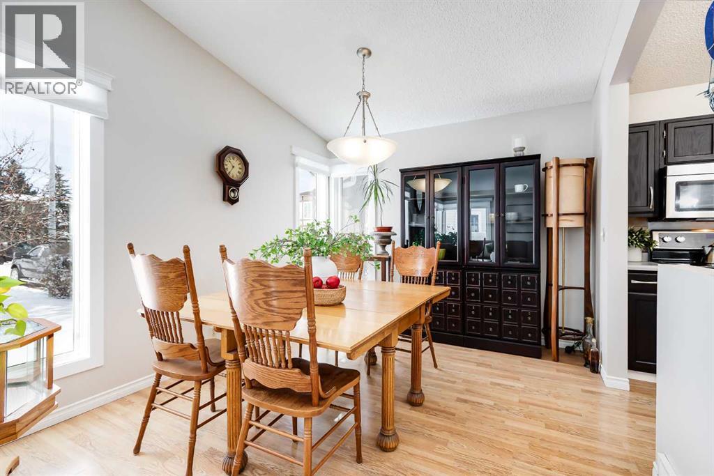 240 Summerwood Place SE, Airdrie, Alberta  T4B 1W3 - Photo 8 - A2299090