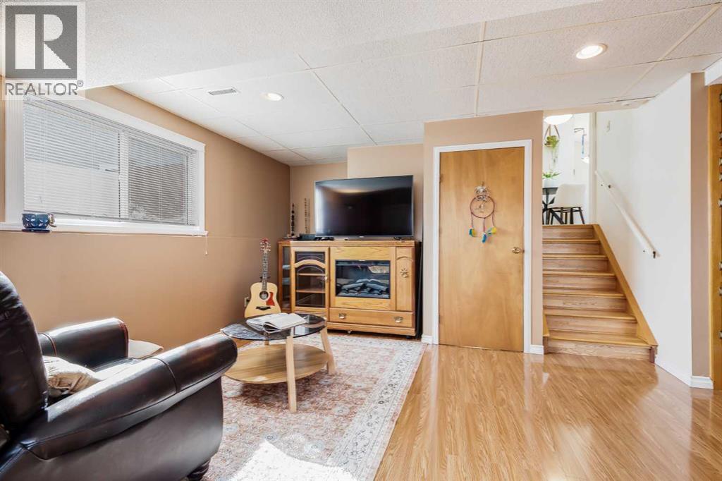 240 Summerwood Place SE, Airdrie, Alberta  T4B 1W3 - Photo 23 - A2299090