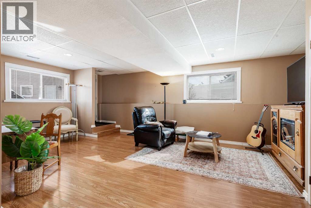 240 Summerwood Place SE, Airdrie, Alberta  T4B 1W3 - Photo 24 - A2299090