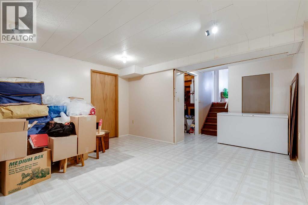 240 Summerwood Place SE, Airdrie, Alberta  T4B 1W3 - Photo 29 - A2299090