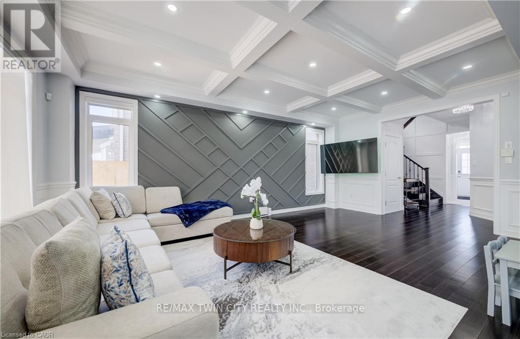 524 Linden Drive, Cambridge, Ontario  N3H 5L5 - Photo 9 - X12903028