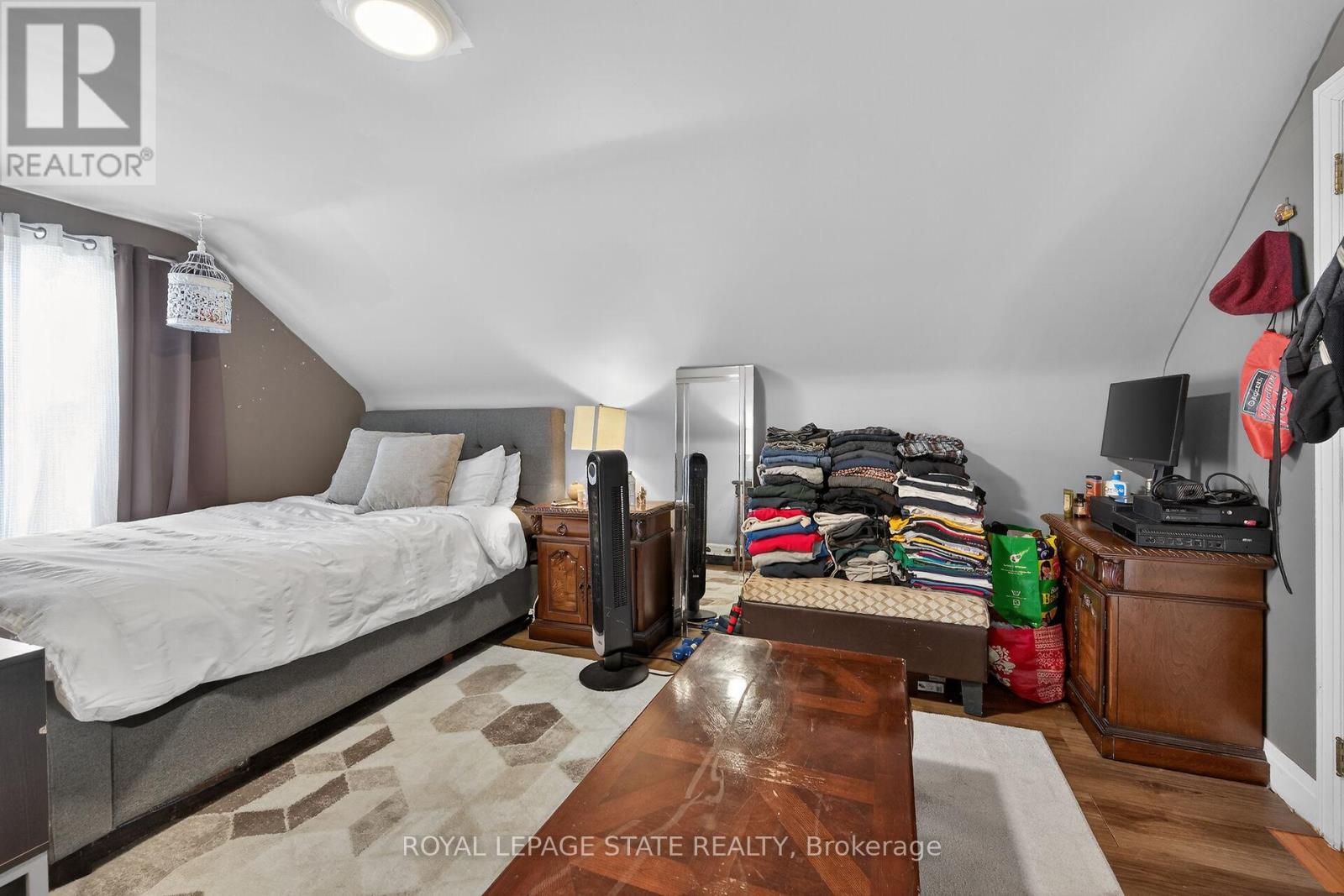 22 Marion Place, Hamilton, Ontario  L8G 1R7 - Photo 18 - X12974314